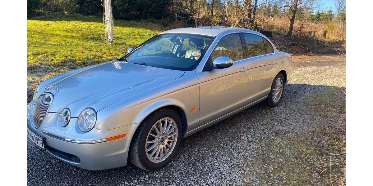 Jaguar S-Type 94.000 km 9.900 &euro; Olpe 57462