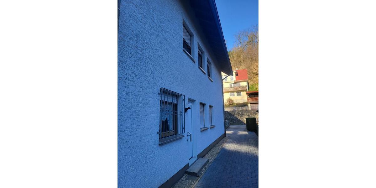 Mehrfamilienhaus, Wohnhaus Hagen Dahl - 8 Zimmer, 208 m&sup2;, 385.000&euro; | Angebot:24380263