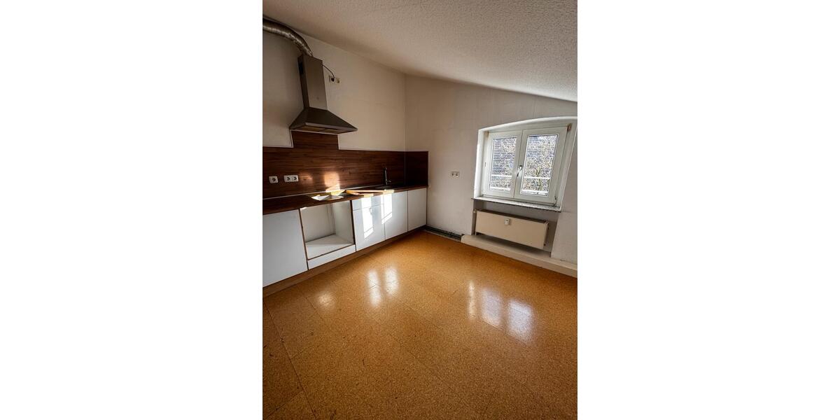 Dachgeschoßwohnung Lüdenscheid Staberg - 3 Zimmer, 96 m&sup2;, 750&euro; | Angebot:25234448