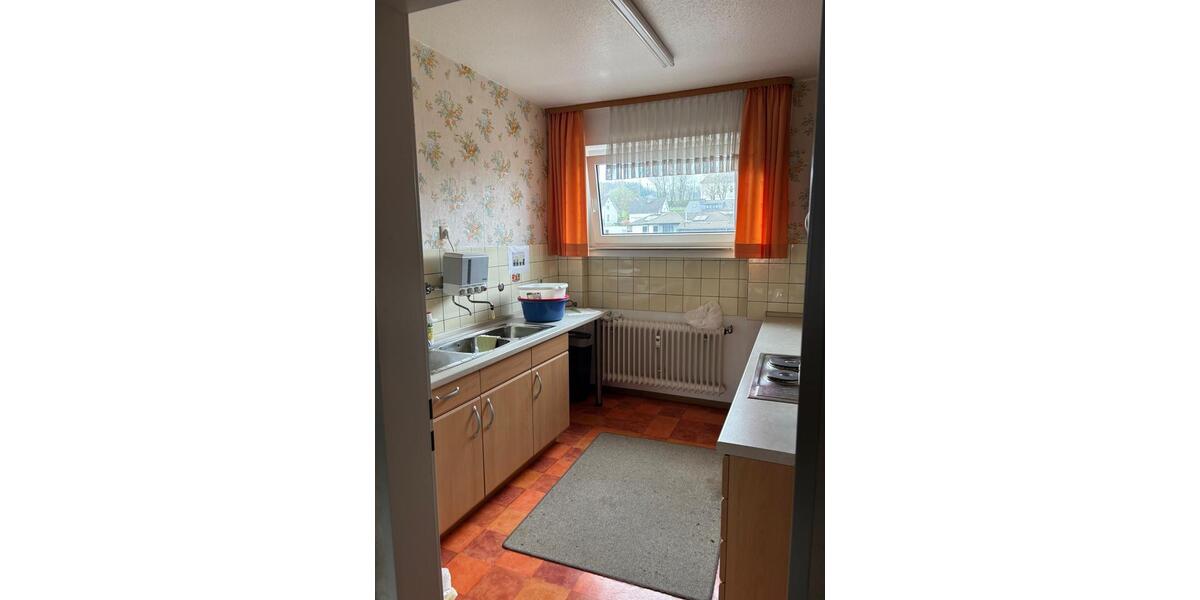 Etagenwohnung Gummersbach Berstig Süd - 3 Zimmer, 84 m&sup2;, 700&euro; | Angebot:25805568