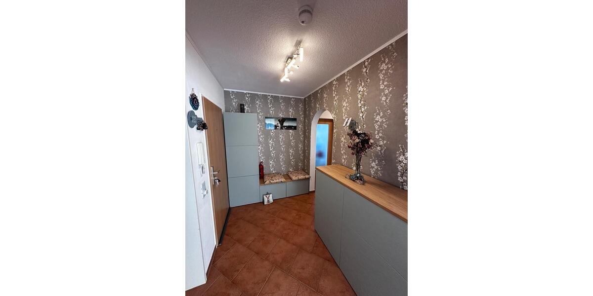 Etagenwohnung Lüdenscheid Staberg - 3 Zimmer, 84 m&sup2;, 210.000&euro; | Angebot:26423520