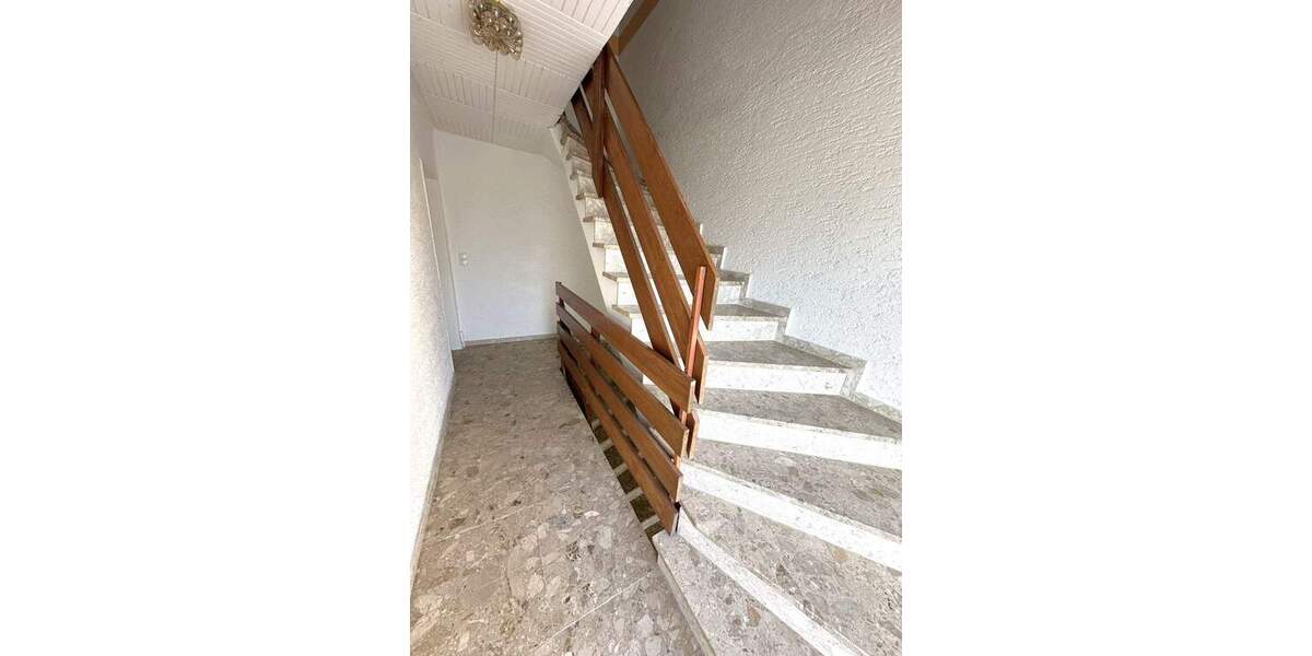 Mehrfamilienhaus, Wohnhaus Breckerfeld Zurstraße - 9 Zimmer, 223 m&sup2;, 199.700&euro; | Angebot:25744122