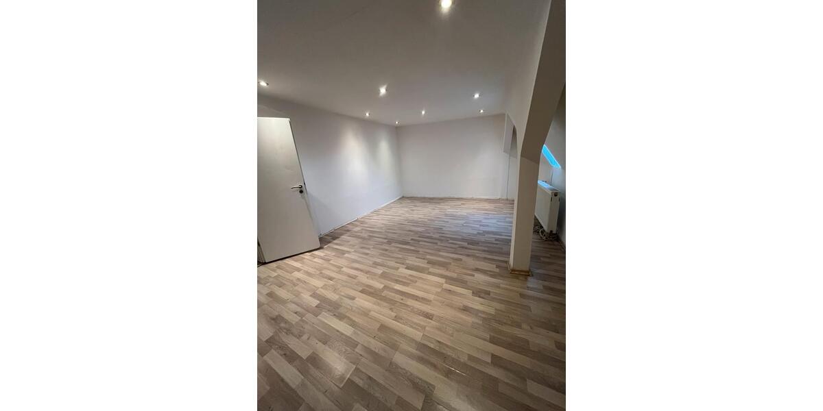 Dachgeschoßwohnung Hagen Hagen-Mitte - 3.5 Zimmer, 85 m&sup2;, 830&euro; | Angebot:26698778