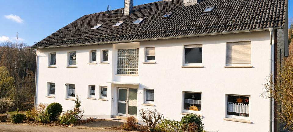Etagenwohnung Gummersbach Berstig Süd - 2.5 Zimmer, 70 m&sup2;, 490&euro; | Angebot:26455663