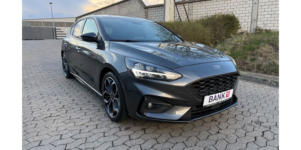 Ford Focus 42.344 km 17.780 &euro; Hemer 58675