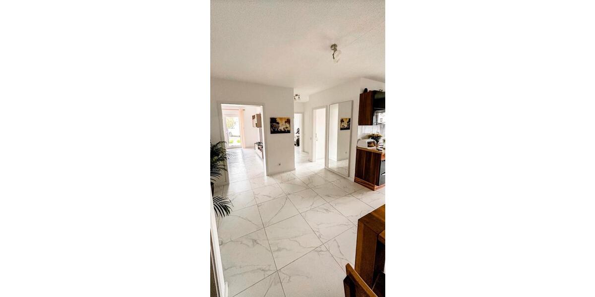 Erdgeschoßwohnung Meinerzhagen - 3 Zimmer, 86 m&sup2;, 920&euro; | Angebot:25709767