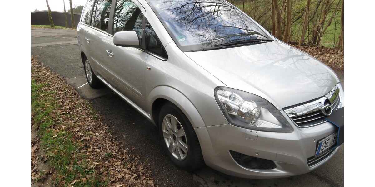 Opel Zafira 55.400 km 5.900 &euro; Olpe 57462