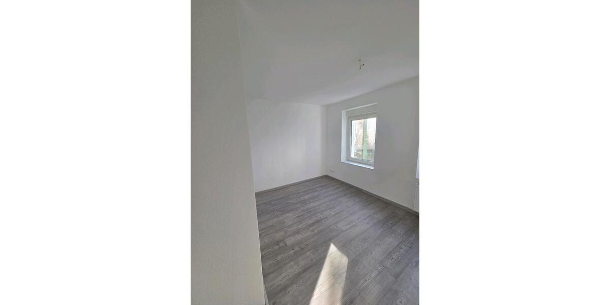 Etagenwohnung Lüdenscheid Staberg - 2 Zimmer, 65 m&sup2;, 520&euro; | Angebot:24866913