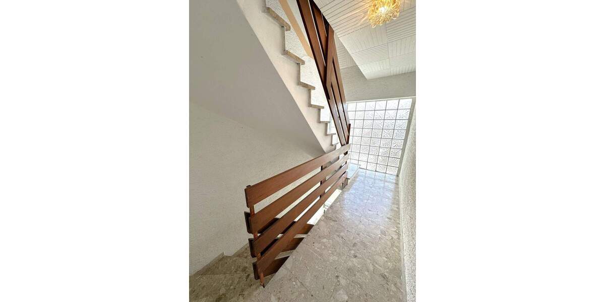 Mehrfamilienhaus, Wohnhaus Breckerfeld Zurstraße - 9 Zimmer, 223 m&sup2;, 199.700&euro; | Angebot:25744122