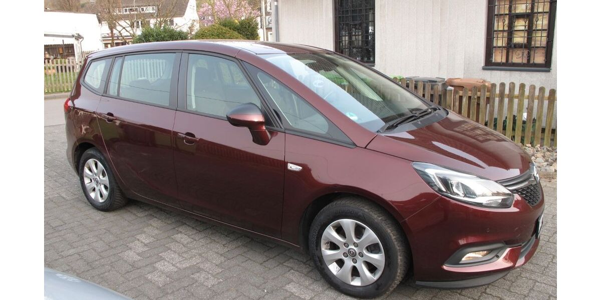 Opel Zafira Tourer 157.820 km 8.990 &euro; Bergneustadt 51702