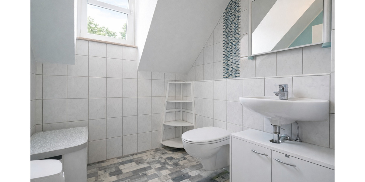 Etagenwohnung Hagen Eilpe - 3 Zimmer, 100 m&sup2;, 195.000&euro; | Angebot:25927160