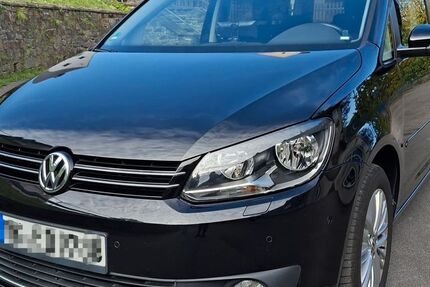 VW Touran 158.800 km 6.499 &euro; Altena 58762