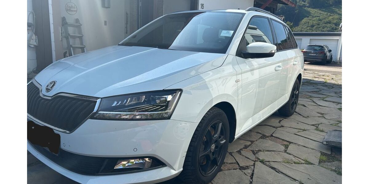 Skoda Fabia 127.441 km 9.600 &euro; Altena-Evingsen 58762