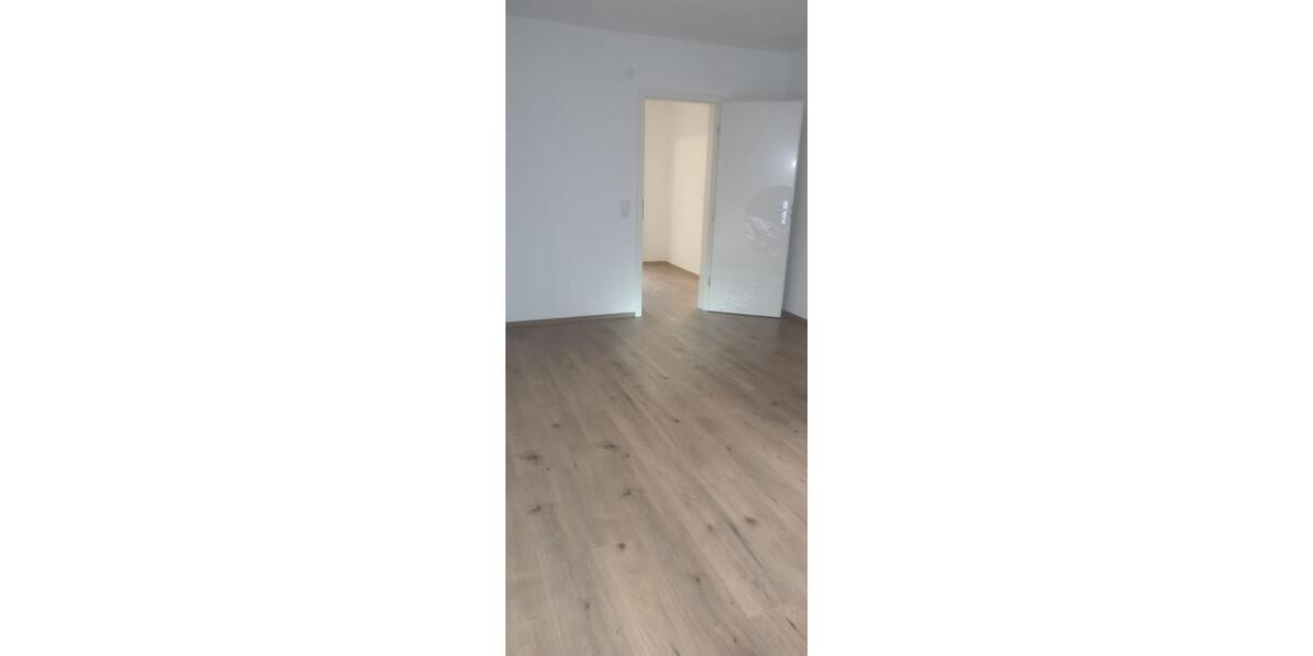 Hochparterre Radevormwald - 3 Zimmer, 86 m&sup2;, 660&euro; | Angebot:24801515