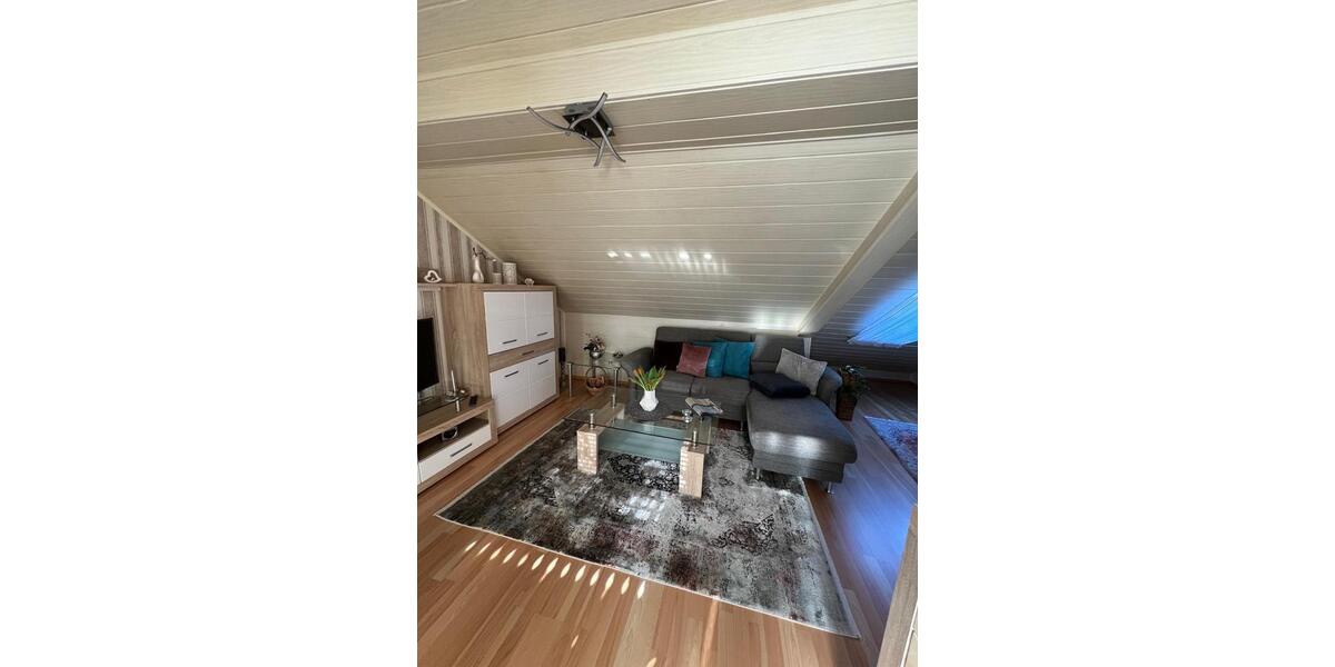 Dachgeschoßwohnung Iserlohn Sümmern - 1 Zimmer, 58 m&sup2;, 125.000&euro; | Angebot:26033994