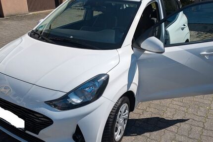 Hyundai i10 16.039 km 12.750 &euro; Gummersbach 51645