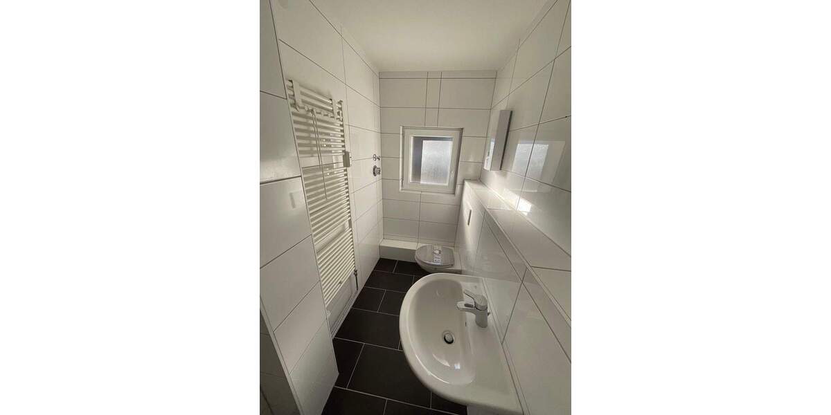 Etagenwohnung Radevormwald Innenstadt - 3 Zimmer, 71 m&sup2;, 639&euro; | Angebot:25739983