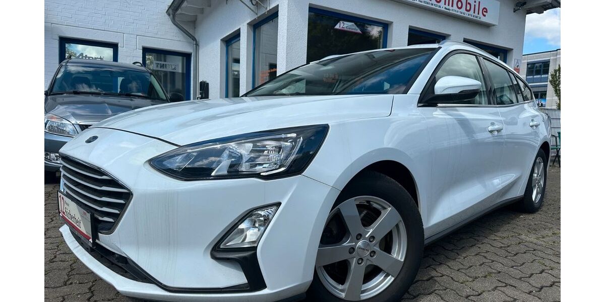 Ford Focus 128.000 km 10.349 &euro; Gummersbach (Zwischen Toom Markt und ATU) 51645