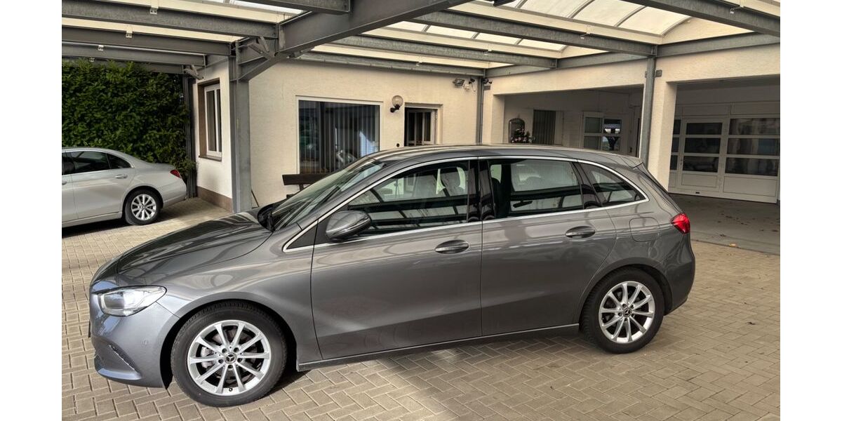 Mercedes-Benz B 180 53.000 km 21.500 &euro; Marienheide-Rodt 51709