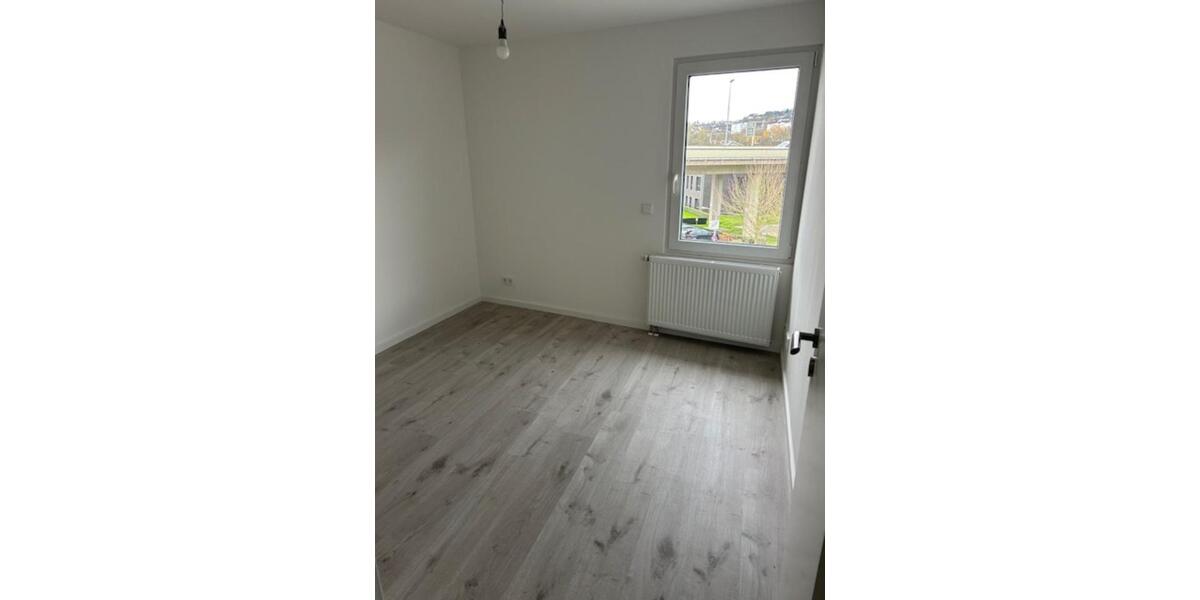 Etagenwohnung Plettenberg - 3 Zimmer, 90 m&sup2;, 660&euro; | Angebot:25547496