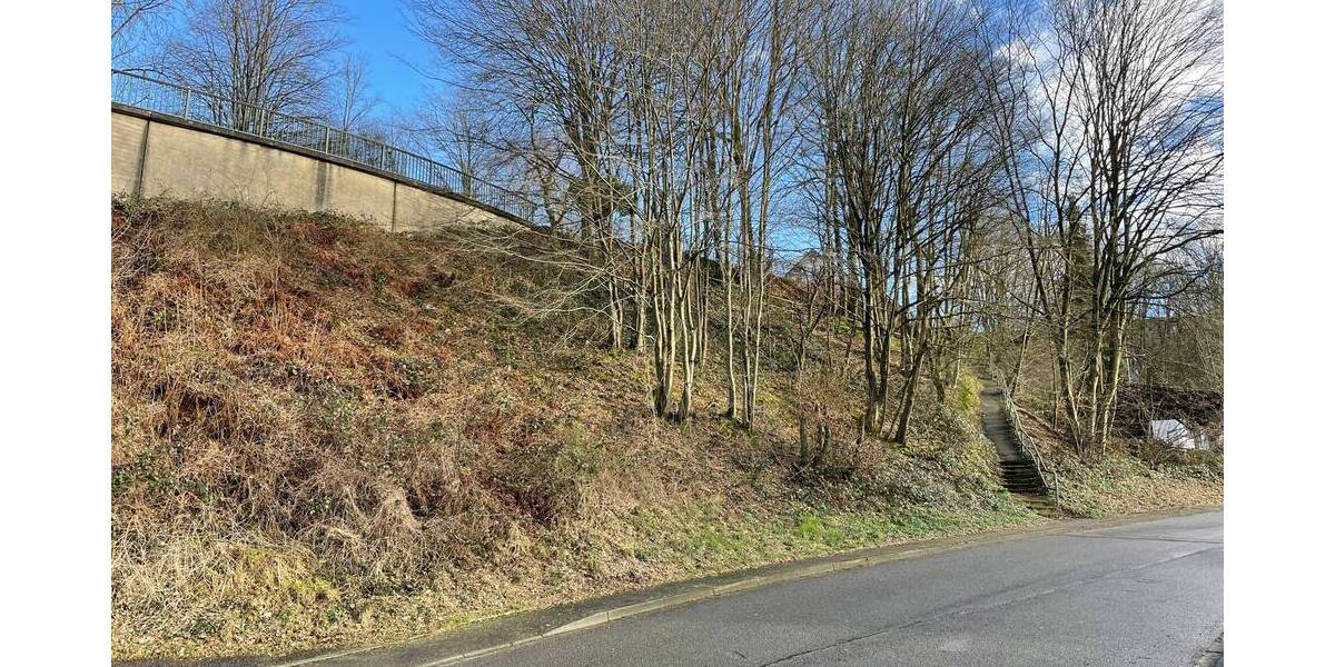 Grundstück Gummersbach Dieringhausen - 120.000&euro; | Angebot:25691799