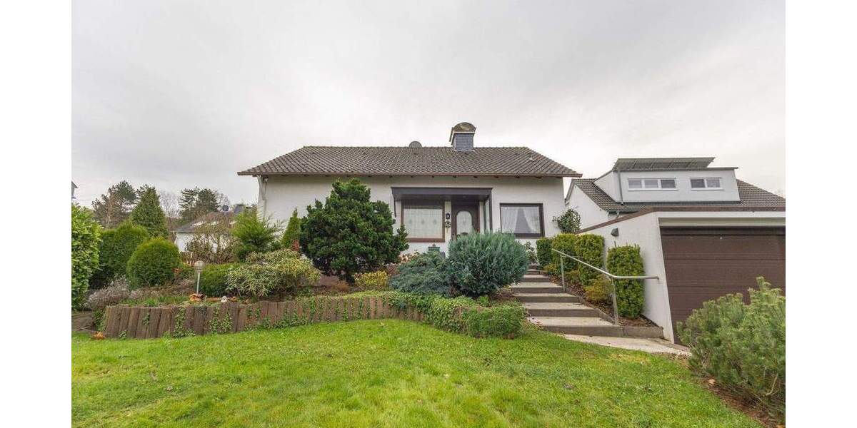 Einfamilienhaus Menden Mitte - 5 Zimmer, 122 m&sup2;, 215.000&euro; | Angebot:25729252