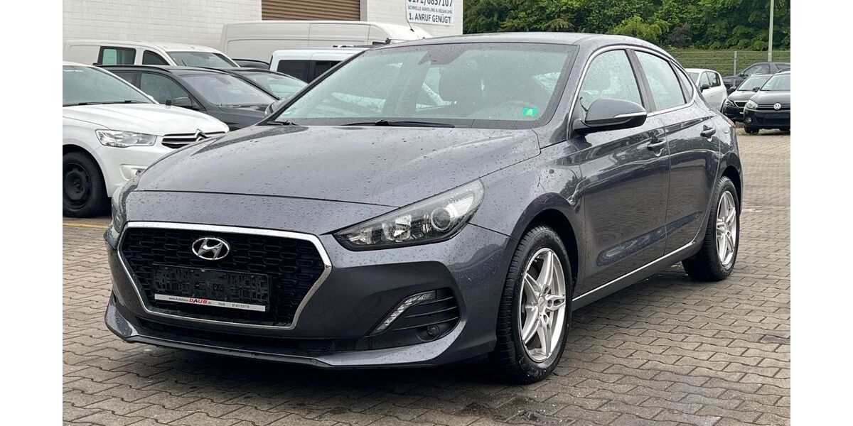 Hyundai i30 75.154 km 10.900 &euro; Hagen 58135