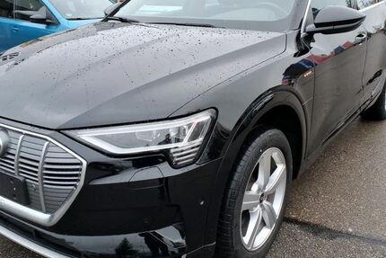 Audi e-tron 22.068 km 30.919 &euro; Hagen 58091