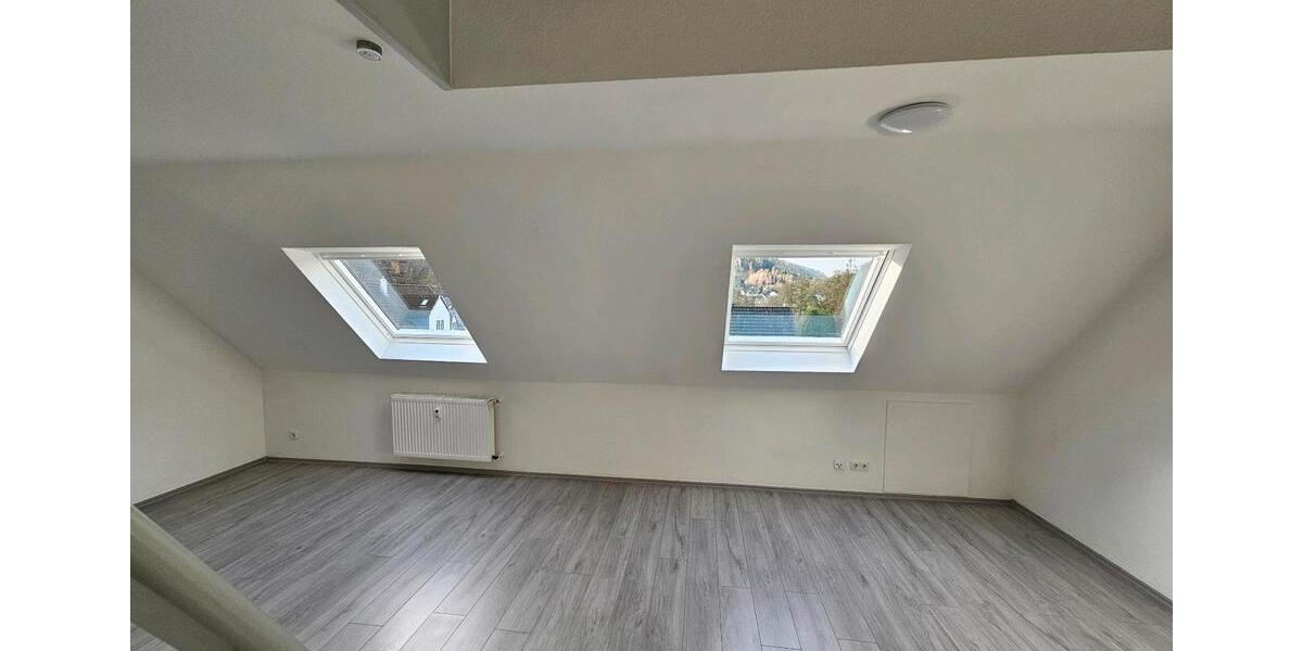 Dachgeschoßwohnung Hagen Hagen-Mitte - 1.5 Zimmer, 70 m&sup2;, 550&euro; | Angebot:26432456