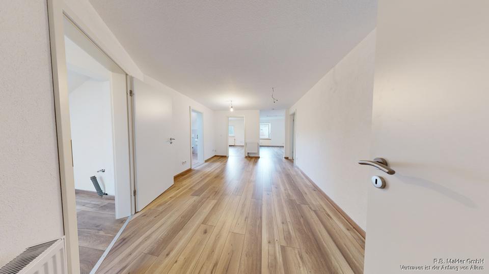 Dachgeschoßwohnung Werdohl - 4.5 Zimmer, 92 m&sup2;, 644&euro; | Angebot:18858047