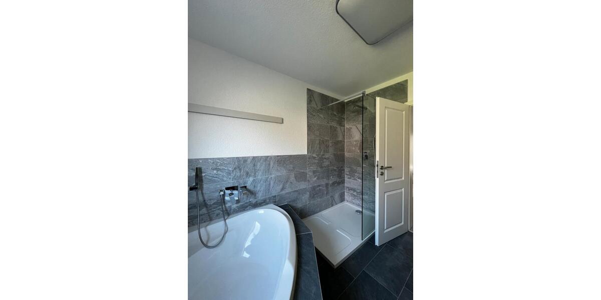 Etagenwohnung Olpe - 5 Zimmer, 120 m&sup2;, 800&euro; | Angebot:25999470