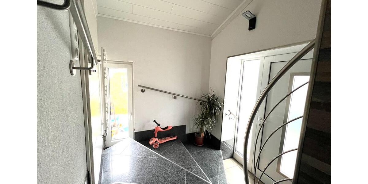 Einfamilienhaus Sundern (Sauerland) - 5 Zimmer, 150 m&sup2;, 290.000&euro; | Angebot:24662657