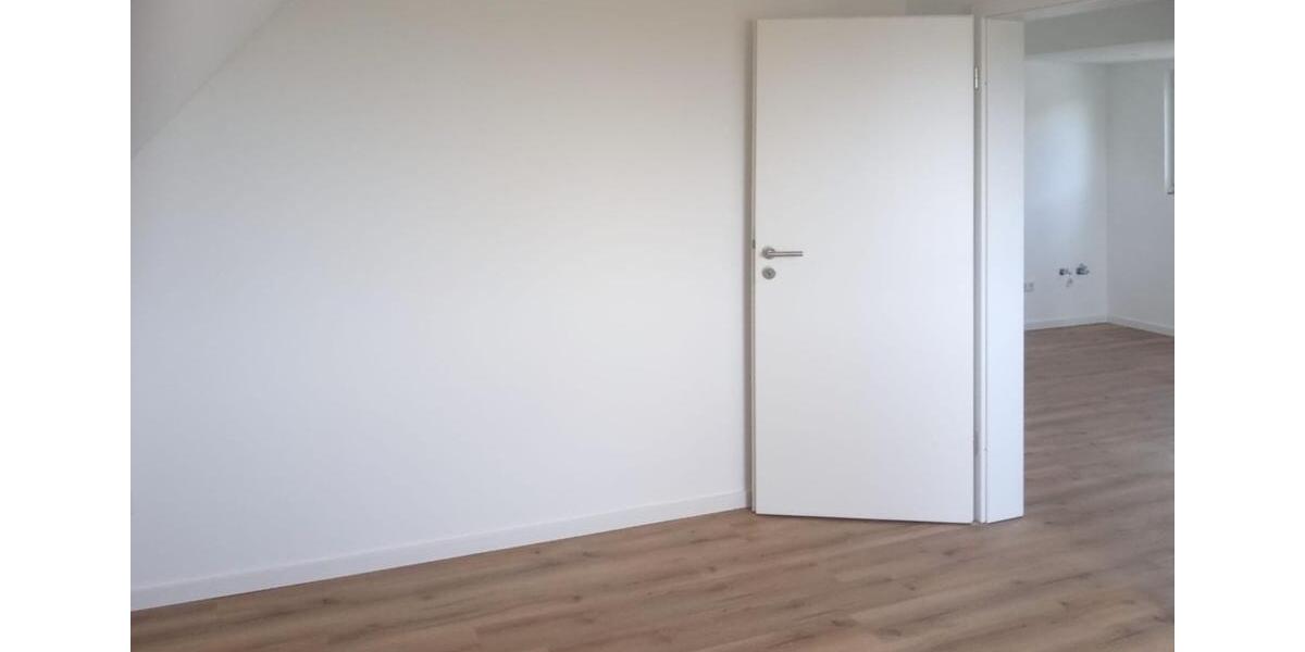 Dachgeschoßwohnung Schwerte - 3 Zimmer, 44 m&sup2;, 550&euro; | Angebot:25590121