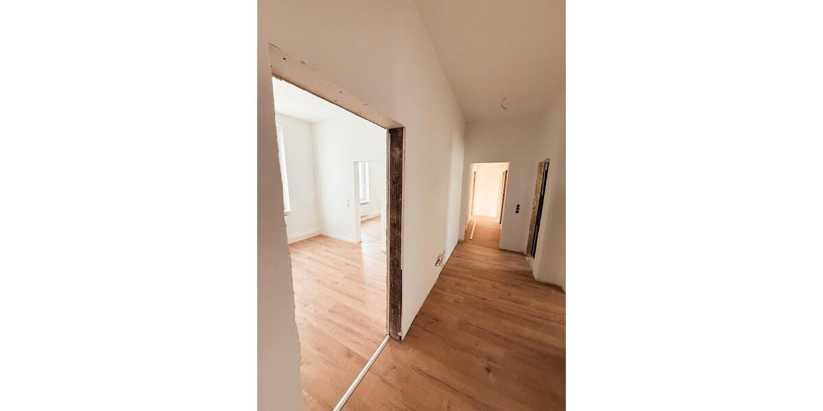 Etagenwohnung Olpe - 5 Zimmer, 130 m&sup2;, 1.400&euro; | Angebot:25852221