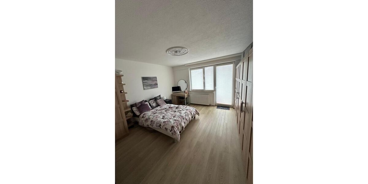 Etagenwohnung Plettenberg - 4 Zimmer, 107 m&sup2;, 850&euro; | Angebot:25931870