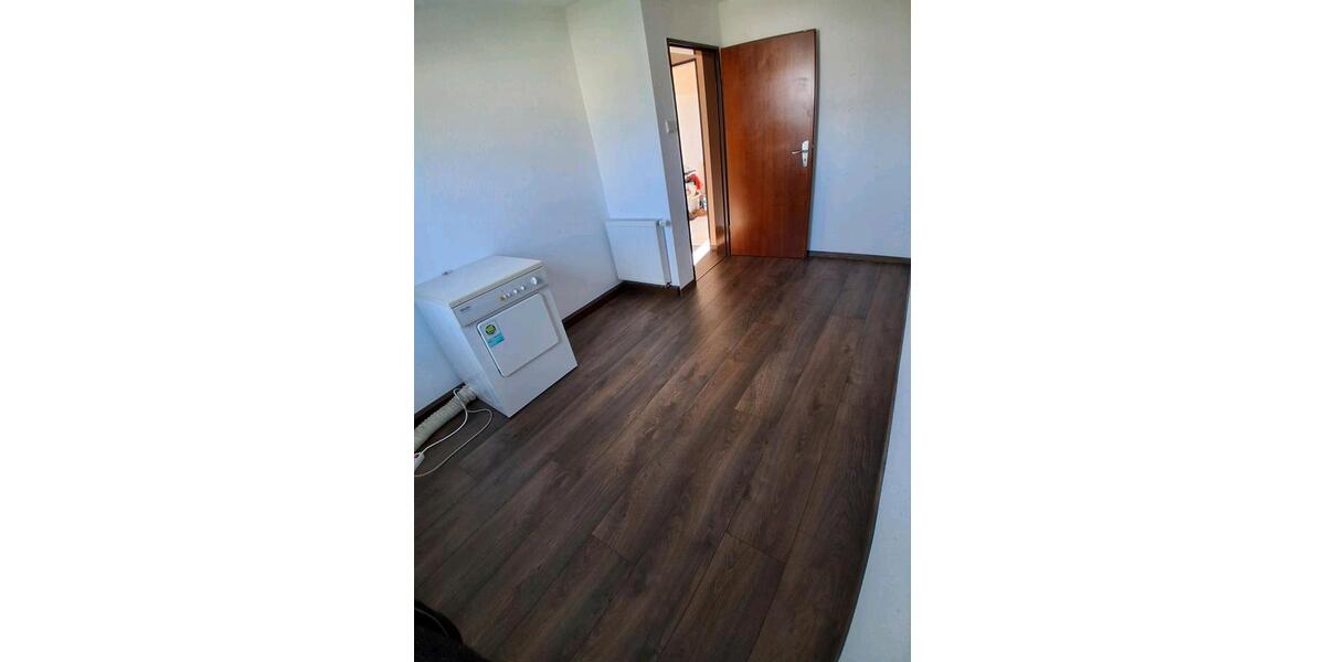 Erdgeschoßwohnung Engelskirchen - 5 Zimmer, 120 m&sup2;, 1.100&euro; | Angebot:25930795