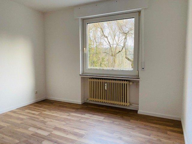 Etagenwohnung Lüdenscheid Augustenthal - 2.5 Zimmer, 70 m&sup2;, 525&euro; | Angebot:25920222