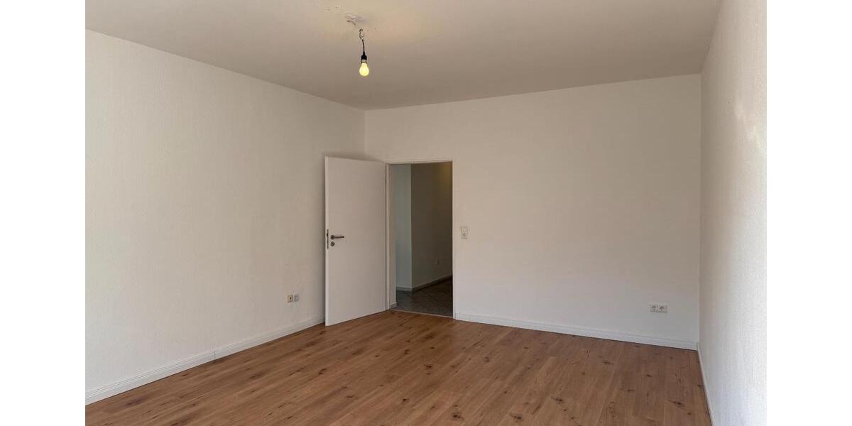 Erdgeschoßwohnung Altena - 4 Zimmer, 106 m&sup2;, 690&euro; | Angebot:25994255