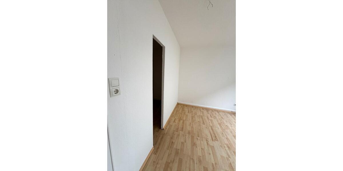 Etagenwohnung Halver - 2 Zimmer, 56 m&sup2;, 450&euro; | Angebot:25157168