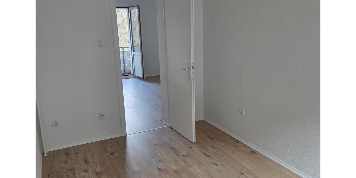 Erdgeschoßwohnung Werdohl - 3 Zimmer, 55 m&sup2;, 330&euro; | Angebot:24572408