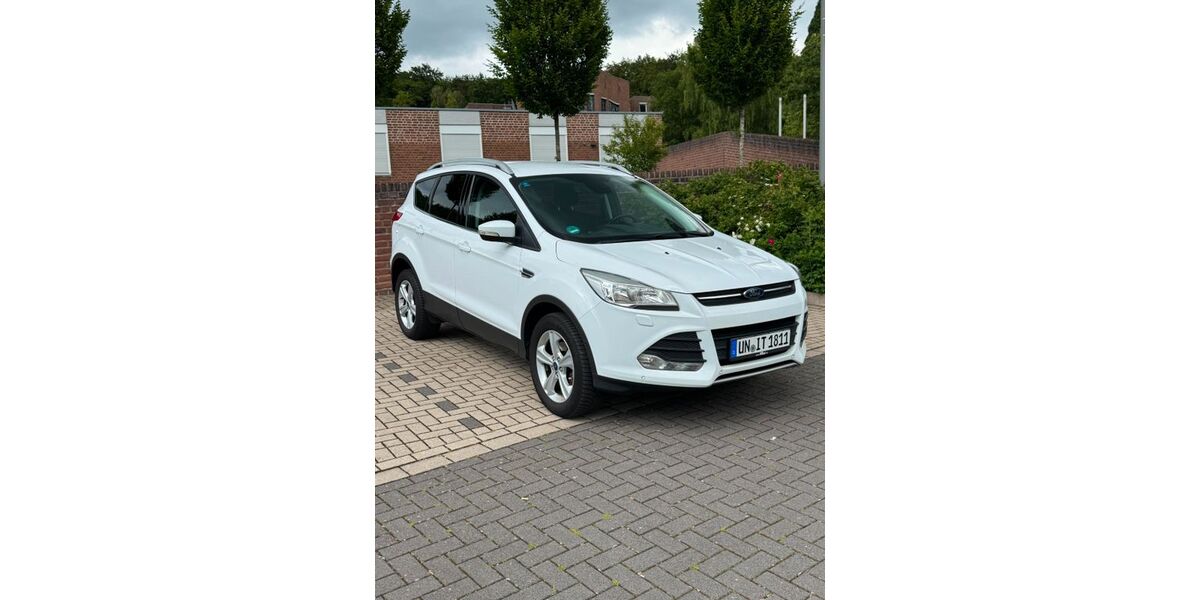 Ford Kuga 113.863 km 9.799 &euro; Schwerte 58239