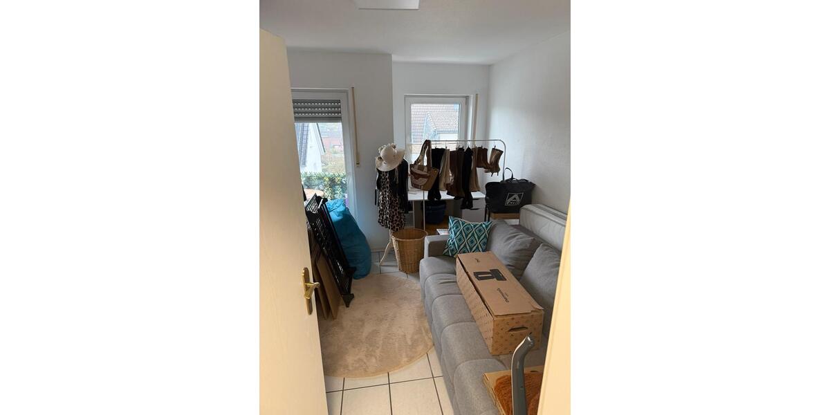 Etagenwohnung Bergneustadt - 3 Zimmer, 81 m&sup2;, 750&euro; | Angebot:25967562