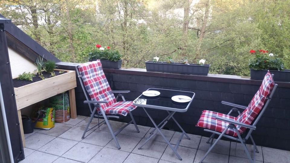 Dachgeschoßwohnung Bergneustadt - 3 Zimmer, 85 m&sup2;, 900&euro; | Angebot:25221209