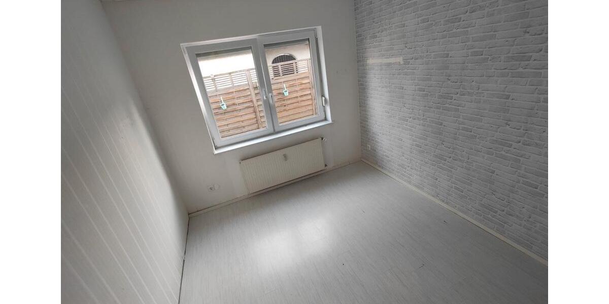 Erdgeschoßwohnung Bergneustadt - 4 Zimmer, 81 m&sup2;, 179.000&euro; | Angebot:27112184