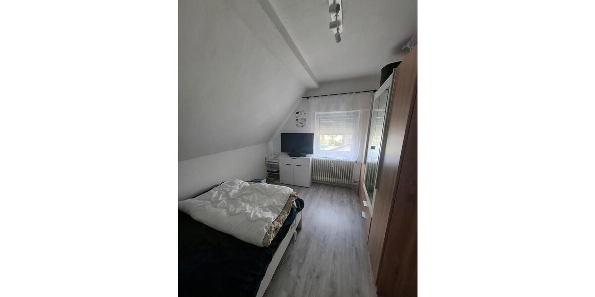 Dachgeschoßwohnung Meinerzhagen - 2 Zimmer, 46 m&sup2;, 400&euro; | Angebot:26693986