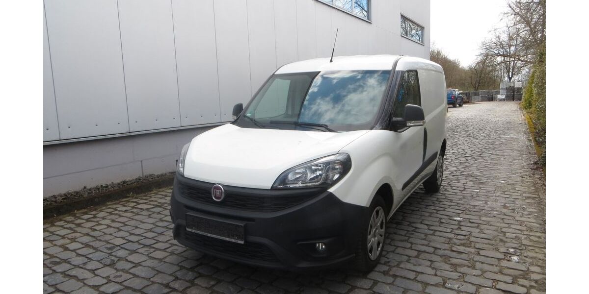 Fiat Doblo 18.221 km 11.700 &euro; Reichshof-Wildbergerhütte 51580