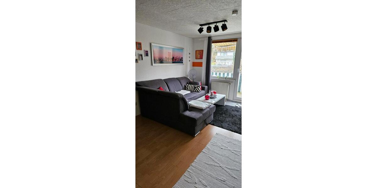 Dachgeschoßwohnung Gummersbach Berstig Süd - 1 Zimmer, 20 m&sup2;, 400&euro; | Angebot:25810556