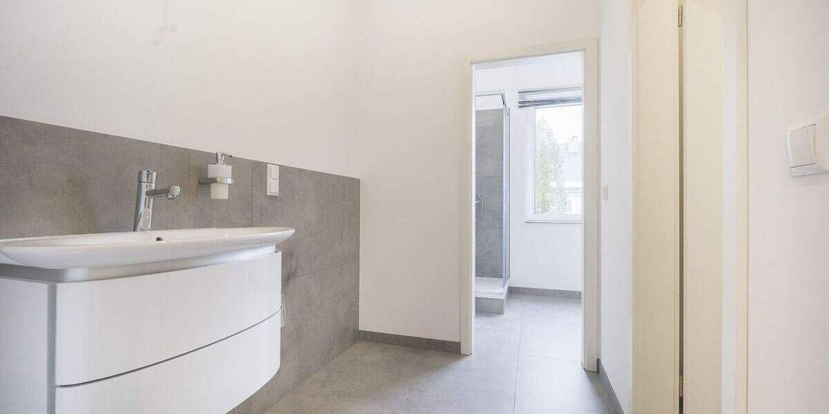 Gewerbeobjekt Lüdenscheid - 1 Zimmer, 881 m&sup2;, 570.000&euro; | Angebot:25898751