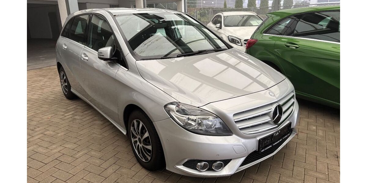 Mercedes-Benz B 180 78.300 km 12.600 &euro; Marienheide-Rodt 51709