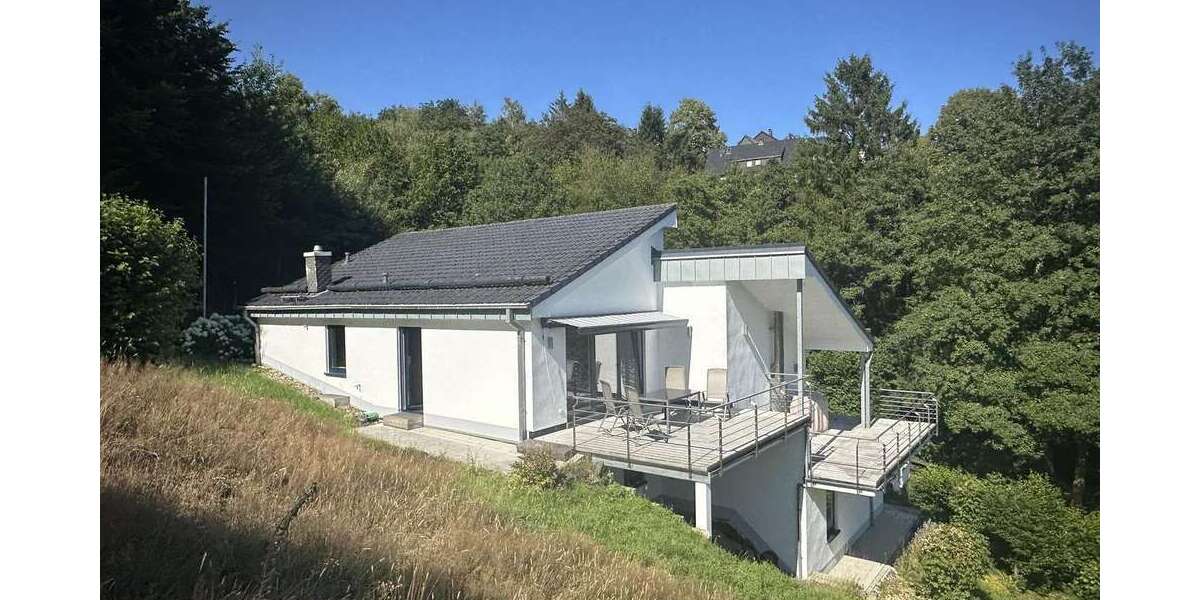 Einfamilienhaus Lüdenscheid Augustenthal - 4 Zimmer, 213 m&sup2;, 495.000&euro; | Angebot:26901243